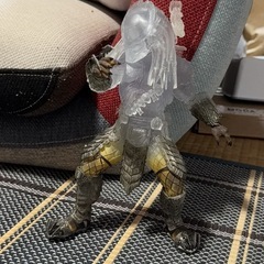 プレデターフィギュア クリア透明
の画像