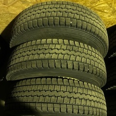 ダンロップ ホイール付き205/85R16 117/115LT 23年 10mmの画像
