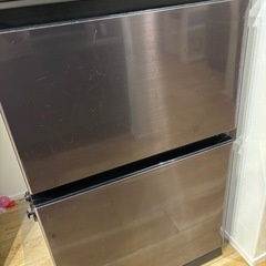 2021年式 HITACHI 冷蔵庫 R-V32NVの画像