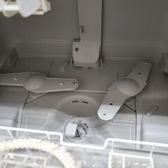 J1714【リユースのサカイ柏店】Panasonic　パナソニック　食器洗い乾燥機　NP-TH4-W　2022年製　クリーニング済み　参考価格82,170円の画像