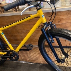 【11月3日まで延長！防犯登録無料SALE！チェーン新品！HUMMER】6段変速　26インチファットバイク　イエローの画像