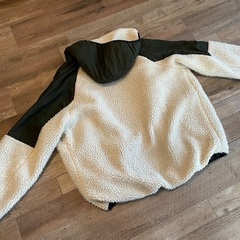 【ZARA】ボアジャケットの画像