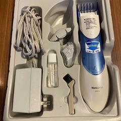 バリカン（ナショナル・毛くず吸引）の画像