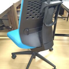 リユースのサカイ浦和店 【F204】オフィスチェア コクヨ ウィザード3 青の画像