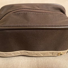 ブルガリ旅行用化粧品セットの画像