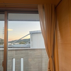 カーテンの画像