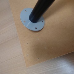 IKEAのデスク　グレーの画像