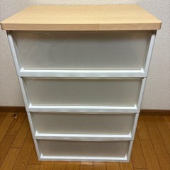 衣装ケース4段の画像