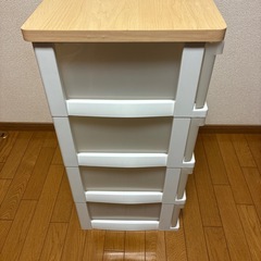 衣装ケース4段の画像