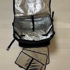 【新品・未使用】デリバリーバッグ業務用 保温ピザバッグ 保冷バッグ ウーバッグ 大容量 耐荷重 折りたたみ 3枚の仕切り の画像