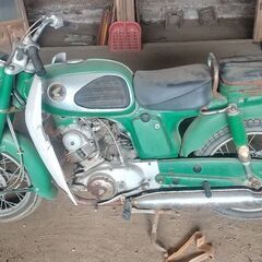 HONDA。CD125。ジャンク品。不動。部品取り。の画像