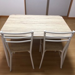 ダイニングテーブルセットの画像