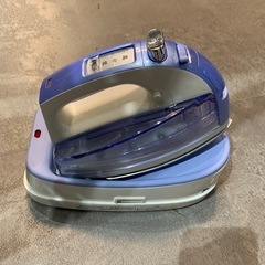 【ジモティー割】HITACHI コードレススチームアイロン　（ID1526）の画像