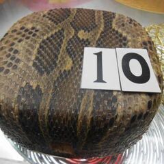 現品販売　新品未使用12.000円　沖縄三線専用　胴巻き付き蛇皮強化(二重張)型チーガの画像