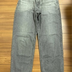 ユニクロジーンズ2本セットの画像