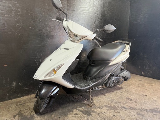 ★支払総額9.8万円★関東圏内即日配送可能！全車走行テスト済みです！スズキ アドレスV125S 白 CF4MA 外観良好！ 社外マフラー！ タンデムバー！ フェンダーレス！ 社外ミラー！