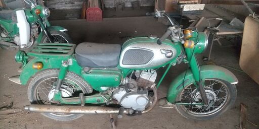 カワサキ。B1。ジャンク品。不動。部品取り。