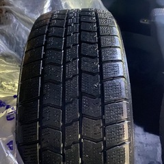 【スタッドレスタイヤ】 【冬タイヤ】 【4本セット】【まとめ売り】 の画像