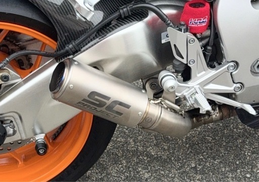 CBR1000RR SC projectマフラー