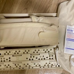 アップリカ　ベビーベッド　ココネルエアーの画像