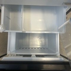 お買得☆美品☆ハイセンス☆2022年製☆2ドア☆160L☆ブラック色☆激安冷蔵庫☆の画像