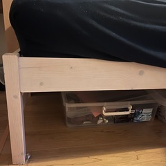 セミダブルベッドフレームの画像