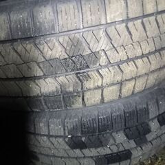ブリジストン スタッドレスの画像