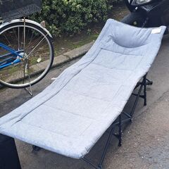 【リサイクルショップどりーむ天保山店】No.4758　アウトドア折りたたみベッド　写真参照🎵　お手頃価格で販売中🎵の画像