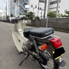 スーパーカブ90カスタム　角目ヘッドライトの画像