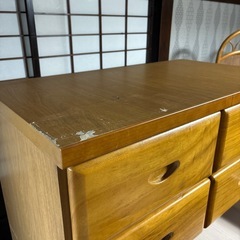 整理ダンスの画像