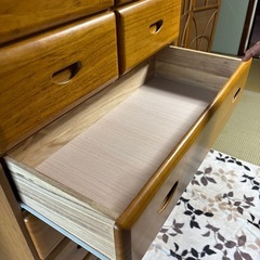 整理ダンスの画像