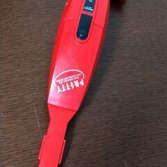 ハンディ掃除機（22cm位）の画像