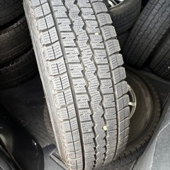 165R13 6PRLT スノータイヤの画像