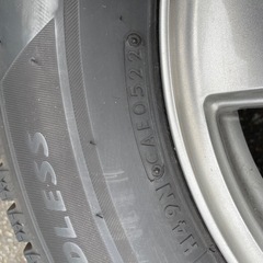 R32風スタッドレスタイヤ VRX2 ホイール付きの画像