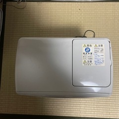 石油ファンヒーターの画像