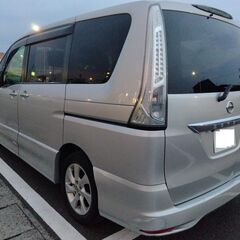 日産セレナ S-HYBRID年式24車検：令和9年8月24日/距離：97,476kmの画像