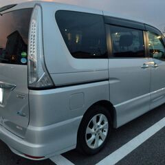 日産セレナ S-HYBRID年式24車検：令和9年8月24日/距離：97,476kmの画像