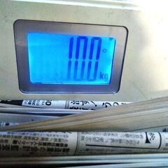 新聞紙 大量 ペットトイレ 新品未使用 10キロ まとめ売り 大量 ペットトイレ　清潔　キャンプ　梱包の画像