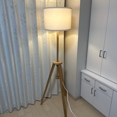 フロアランプIKEA LAUTERS ラウテルス 　の画像