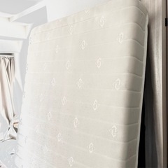 タンスのゲン　シングルベッドマットレス　足付きの画像