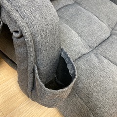 肘掛け付きリクライニング座椅子の画像