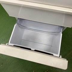 222 AQUA 大型冷蔵庫　355L 300L強　小型　家庭用　右開き　4ドア　ホワイトカラーの画像