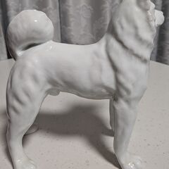 犬の置物の画像
