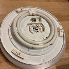 2011年製　白色シーリングライト　パナソニックの画像