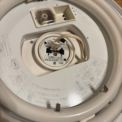 2011年製　白色シーリングライト　パナソニックの画像