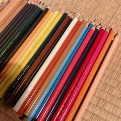 鉛筆 色鉛筆 まとめ売りの画像