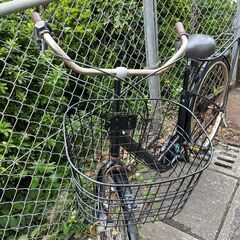 リサイクルショップどりーむ鹿大前店　No523自転車　黒　カゴ付き　LEDライト　鍵なし　ギアの切り替え可能の画像