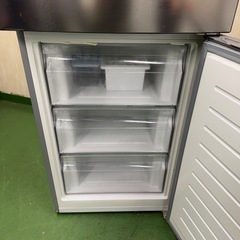 224 グレーカラー　冷蔵庫　270L 200L強　小型　一人暮らし　同棲　右開き　の画像