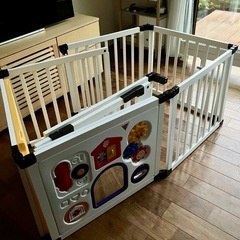 日本育児 ベビーサークル おもちゃパネル付きの画像