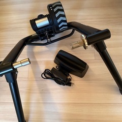 WAHOO (ワフー) KICKR SNAP スマートサイクルトレーナーの画像